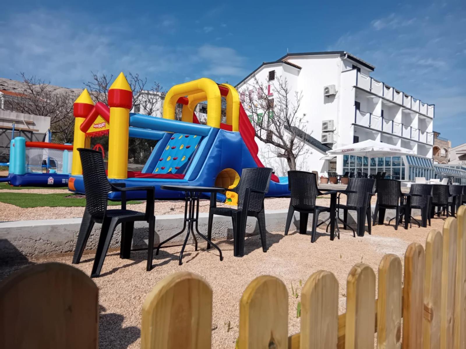 Hotel Biser Pag Town