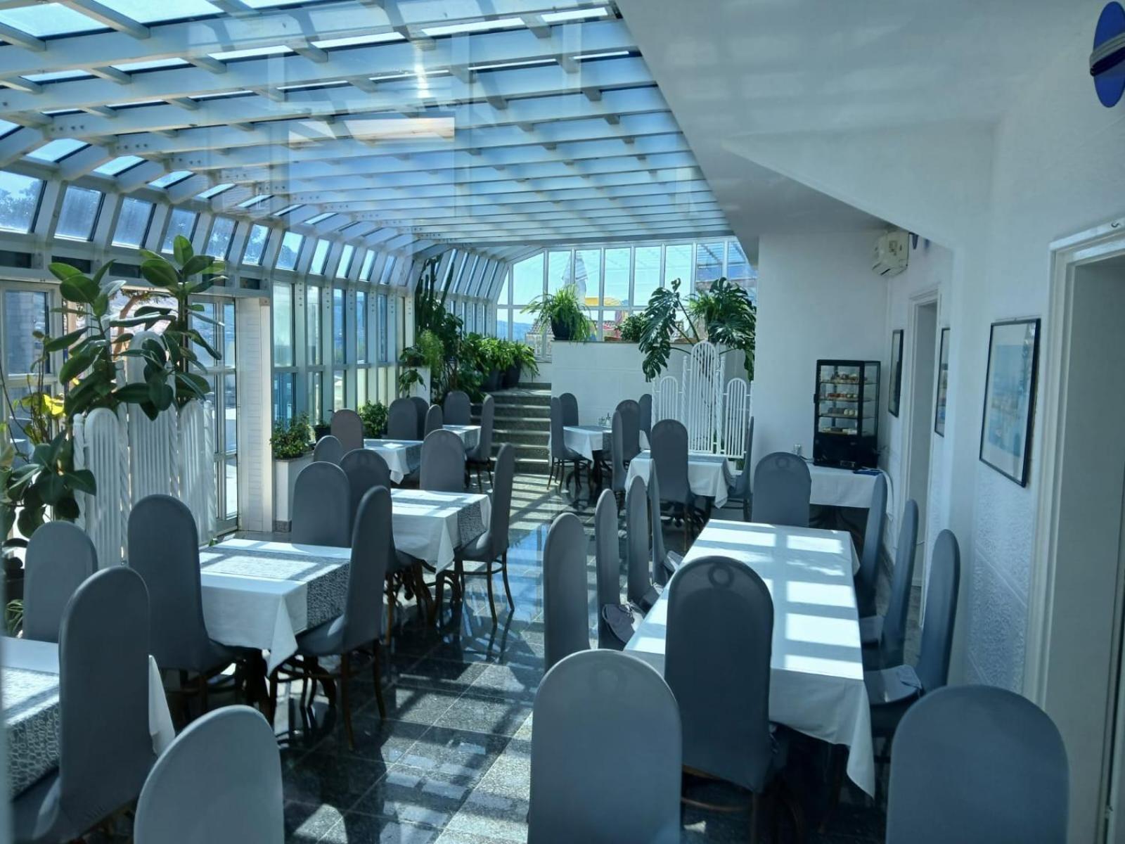 Hotel Biser 3*